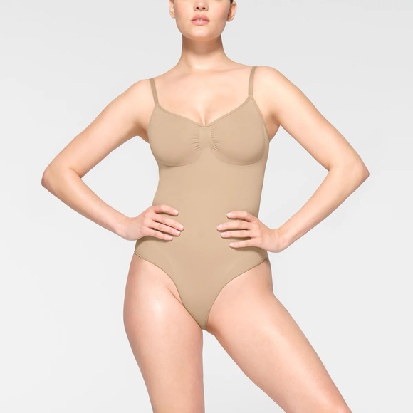 SKIMS BRIEF BODYSUIT - Picture 2 of 3